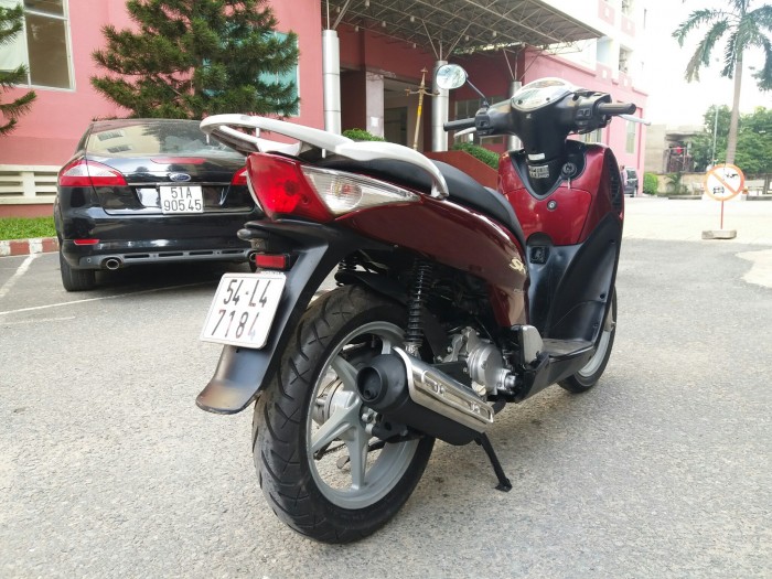 SHi 150cc Hàn Quốc Chính Hãng ESH@ Giống Honda SHi Nhật 100% Tuyệt Đẹp