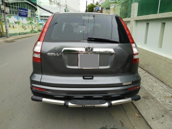 Nhà cần bán xe Honda CR-V AT 2013 màu xám. xe gđ đi rất kĩ