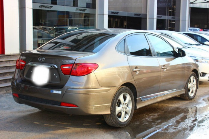 Bán Hyundai avante 1.6AT 2013 màu nâu cực chất