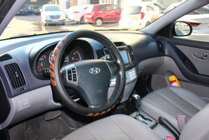 Bán Hyundai avante 1.6AT 2013 màu nâu cực chất