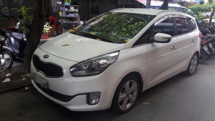 Kia Rondo 1.7AT 2016 màu trắng bstp máy dầu xe như mới