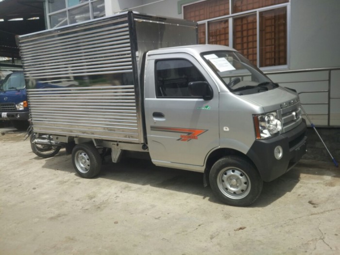 Bán xe tải nhỏ dongben 870kg hỗ trợ trả góp 95% có sẵn giao ngay