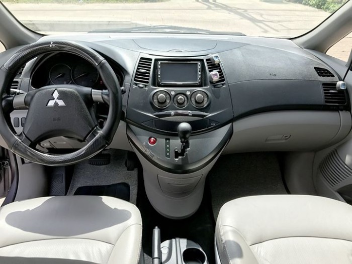 Bán Mitsubishi Grandis Limited 2005 Zin từ A-Z