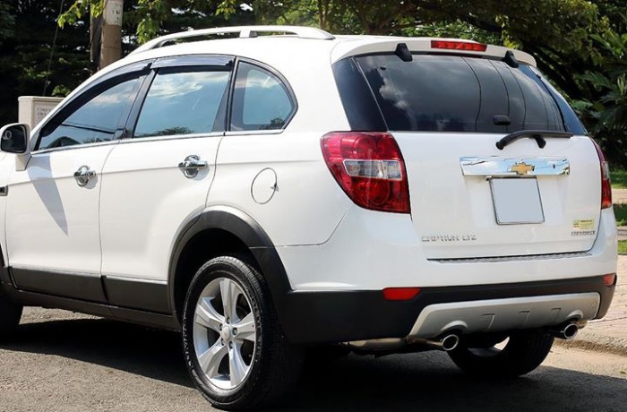 Bán Chevrolet Captiva LTZ 2013 form mới màu trắng cực mới