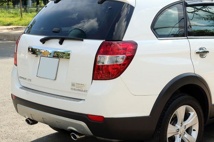 Bán Chevrolet Captiva LTZ 2013 form mới màu trắng cực mới