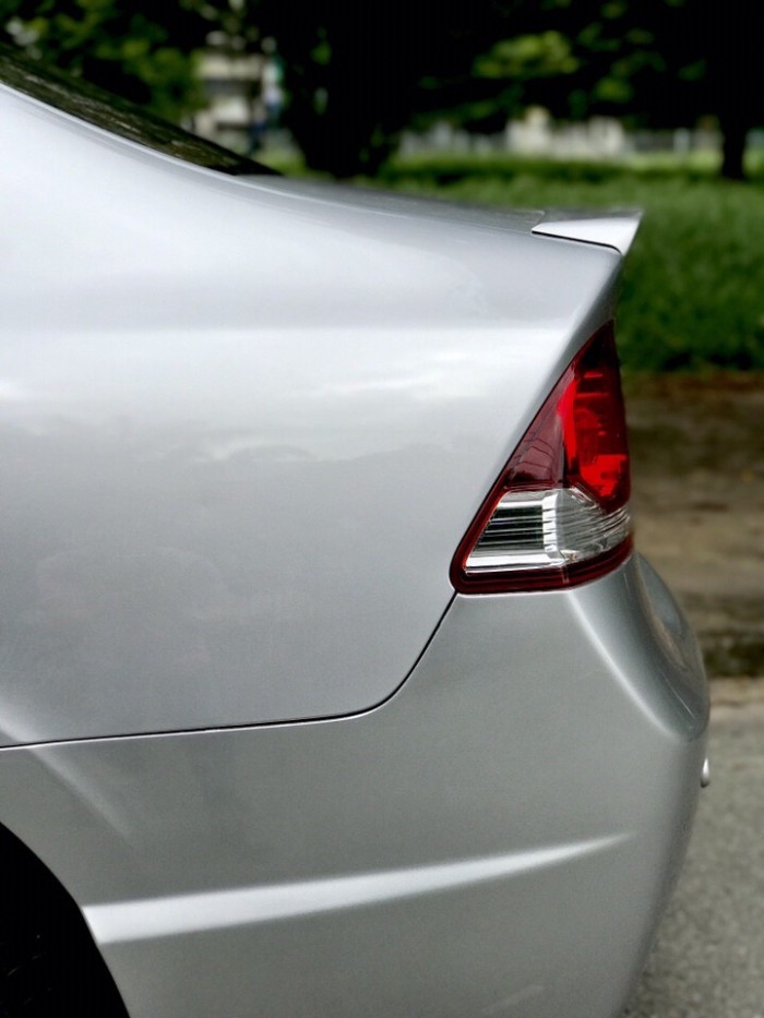 HOT - Bán Honda Civic 1.8AT đời 2012 màu bạc cực MỚI