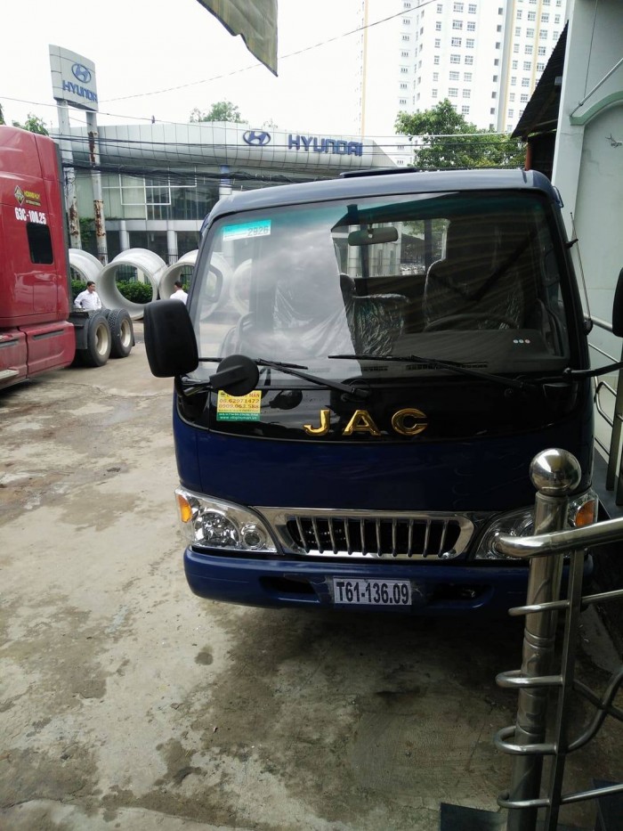 Xe Jac 2t4, thùng lửng, màu xanh, trả góp 80%, đời 2017, máy lạnh