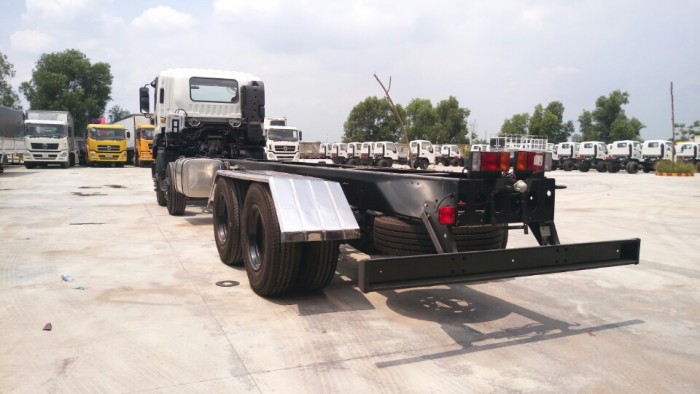 Xe Tải Isuzu 17T9, Isuzu 4 chân 17.9 tấn, isuzu FV330 17 tấn 9