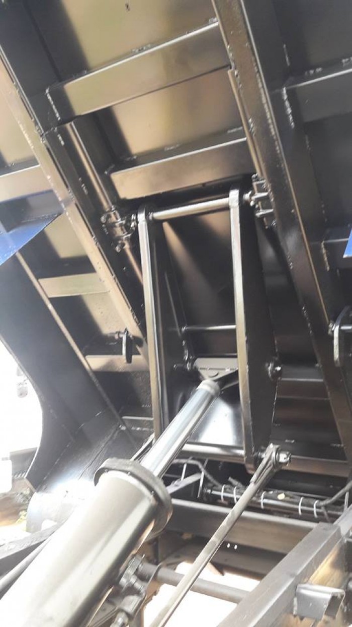 Hyundai HD99 thùng ben xe giao ngay