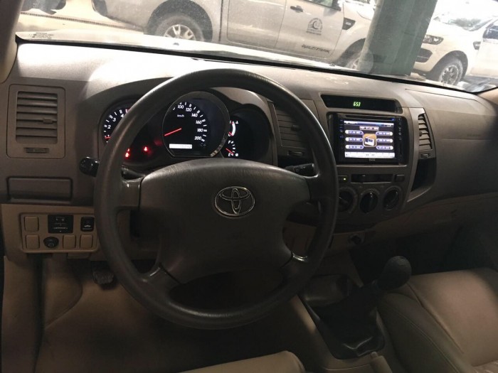 Bán Toyata Fortuner 2.5G màu xám sx 2010