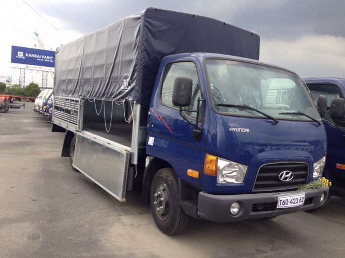 Hyundai HD99 - thùng mui bạt, có xe sẵn giao ngay.