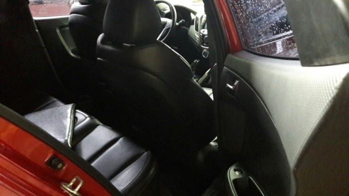 Bán Hyundai Veloster GDI 1.6AT 2011 bstp màu đỏ