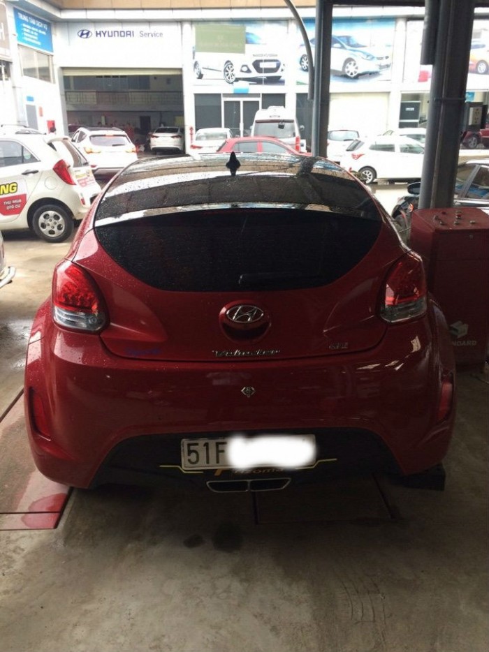 Bán Hyundai Veloster GDI 1.6AT 2011 bstp màu đỏ