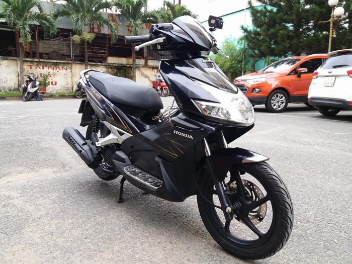 Honda Air Blade 110 Xanh Đen Nguyên Zin 100% Tuyệt Đẹp