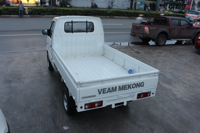 Xe tải Veam Star 810kg thùng lửng động cơ Huyndai