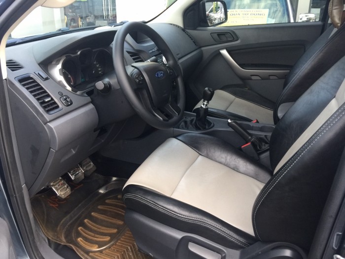 Ford Ranger XLS MT model 2016 Full option