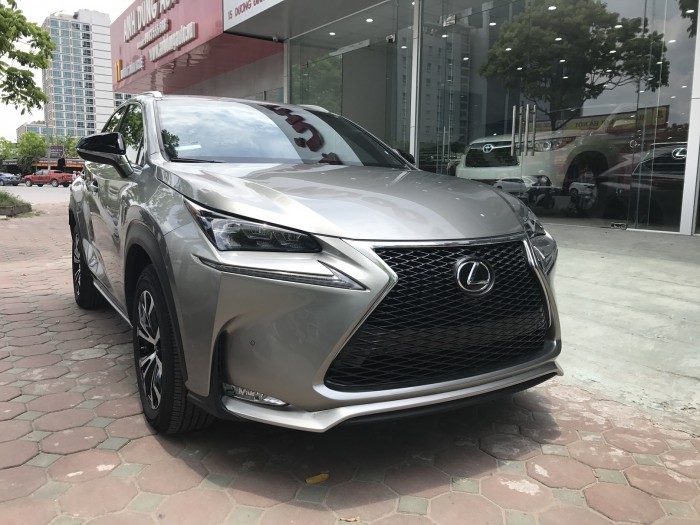 Lexus nx200t fsport màu xám bạc