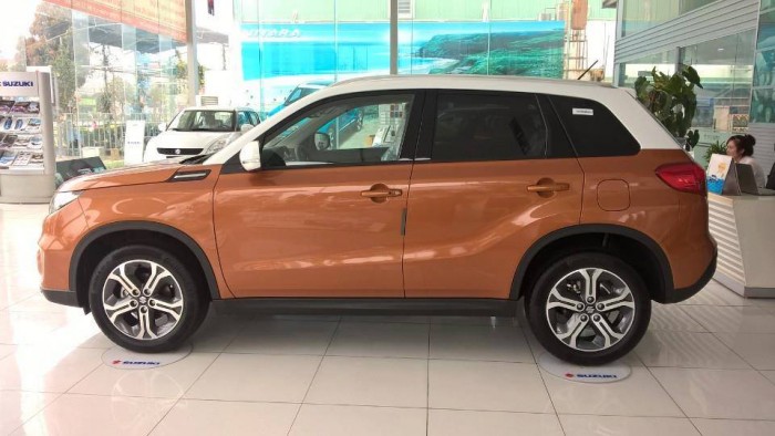 Suzuki Vitara đủ màu, giao xe nhanh