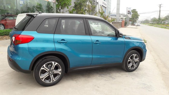 Suzuki Vitara đủ màu, giao xe nhanh