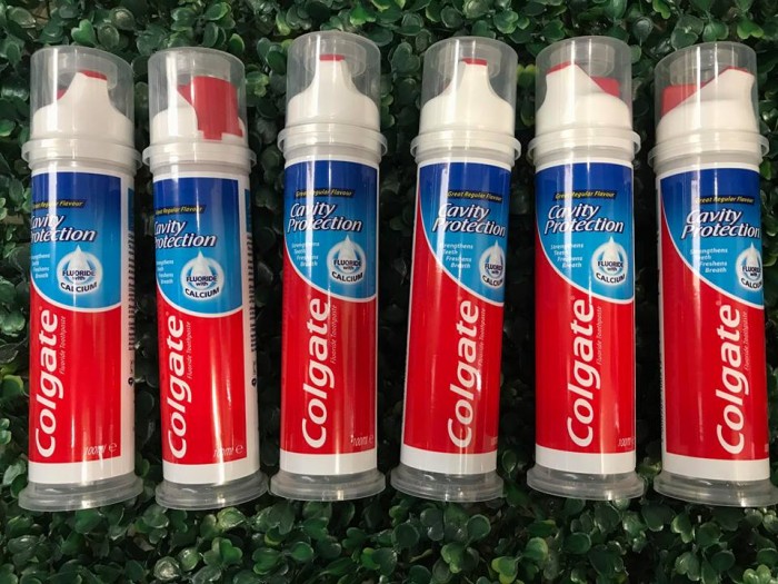 Kem đáng răng ống 100ml có 2 loại Aquafresh và Colgate Mới 100, giá