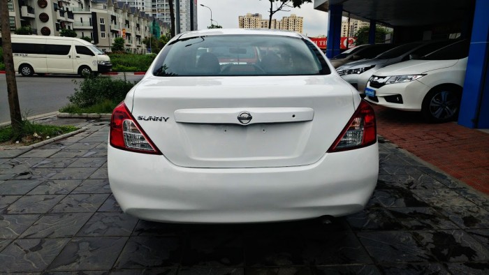 Nissan Sunny MT 2014