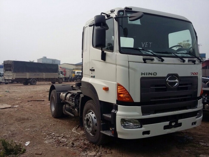 Xe đầu kéo hino 1 cầu series 700 SH1EEVA giá rẻ, chất lượng tốt