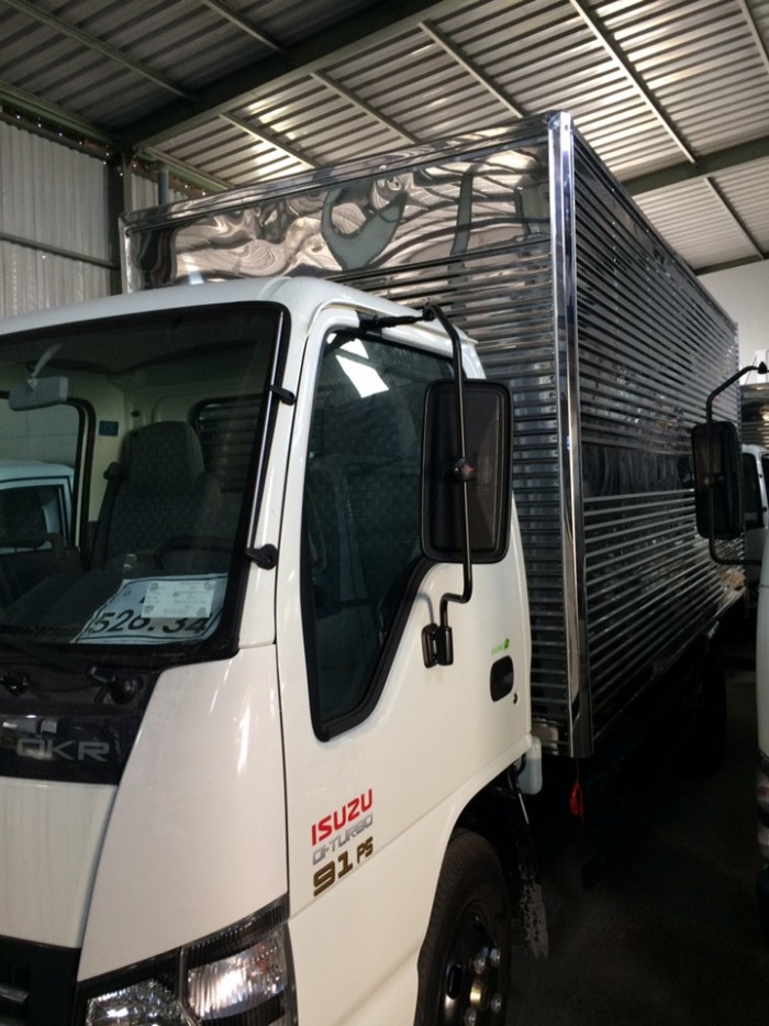 Xe ISUZU 22.T thùng kín về tiền giang trong ngày