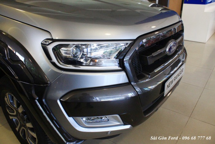 Khuyến mãi mua xe Ford Ranger 2019, giao xe trong 30 ngày