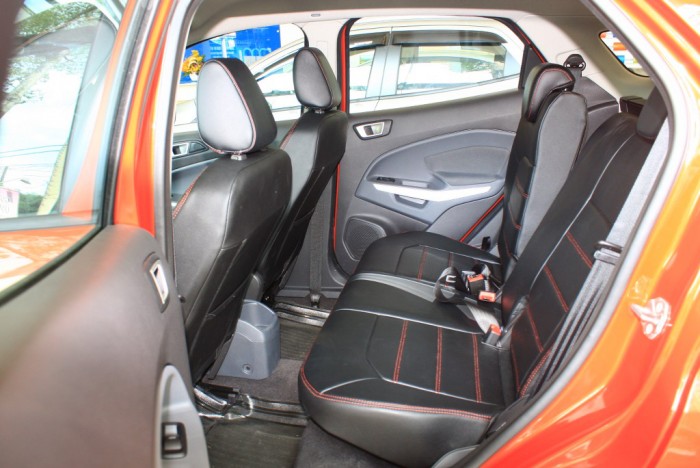Khuyến mãi mua xe Ford Ecosport 1.5L số tự động 2019, giao xe trong 30 ngày