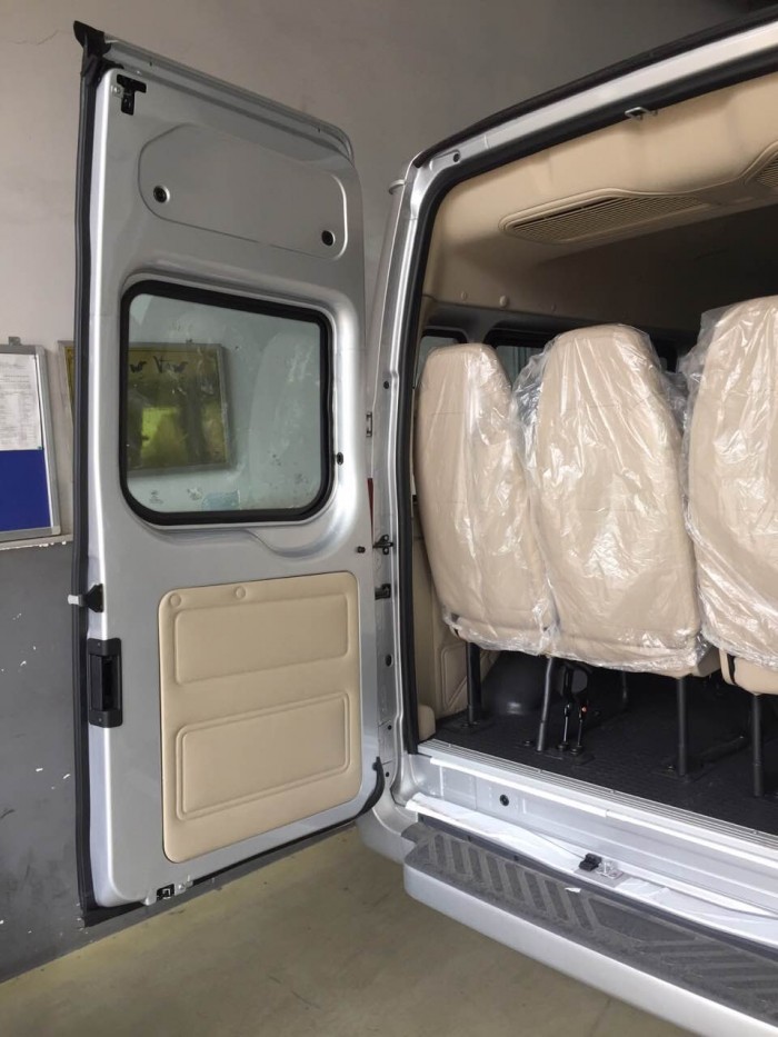 Khuyến mãi mua xe Ford Transit 2019 giao xe trong 30 ngày