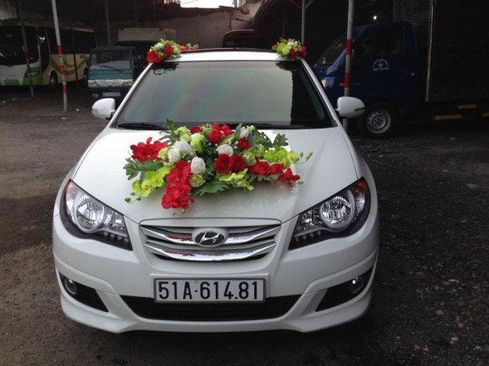Cho thuê xe tự lái 5 chỗ honda city,vios 2017 màu trắng,