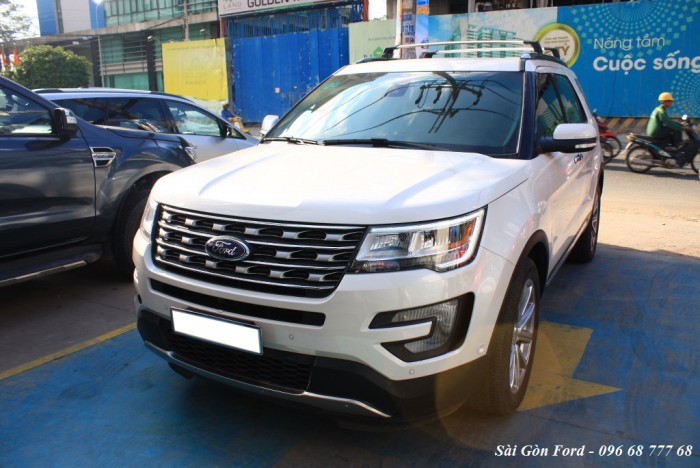 Khuyến mãi mua xe Ford Explorer 2019, giao xe trong 30 ngày.