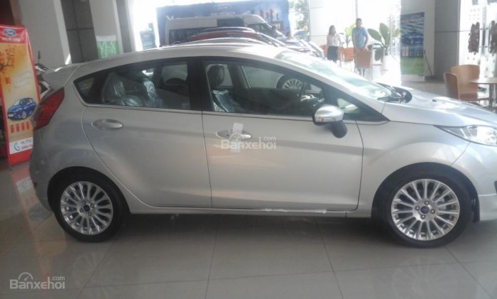 Ford Fiesta 5 cửa hatchback 1.5L AT Sport +