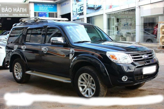 Bán Ford Everest  2.5MT 2013 máy dầu bstp màu đen
