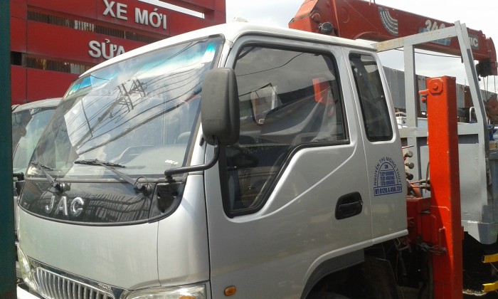 Jac 6t4 gắn cẩu Unic 340 hạ tải còn 5t đời 2015
