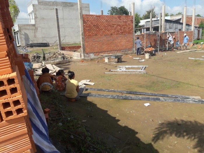 Đất nền khu dân cư đông đúc đối diện KCN Cầu Tràm, đã có sổ, bao công chứng sang tên