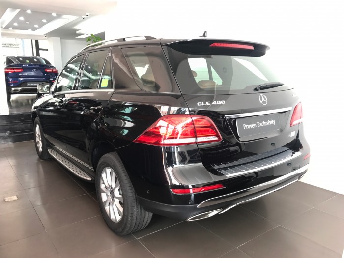 Bán Mercedes GLE400 2017 Đen/Nâu chạy lướt chính chủ giá cực tốt