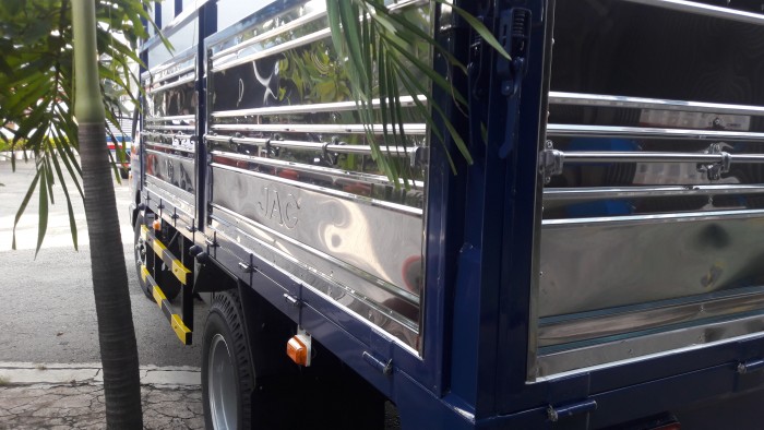 Xe tải jac 2t4 vào thành phố 2017