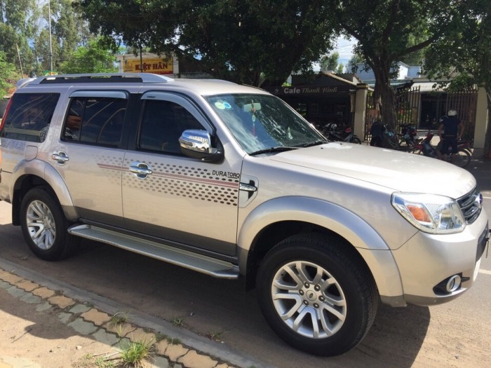 Bán Ford Everest AT sx 2013 mẫu mới