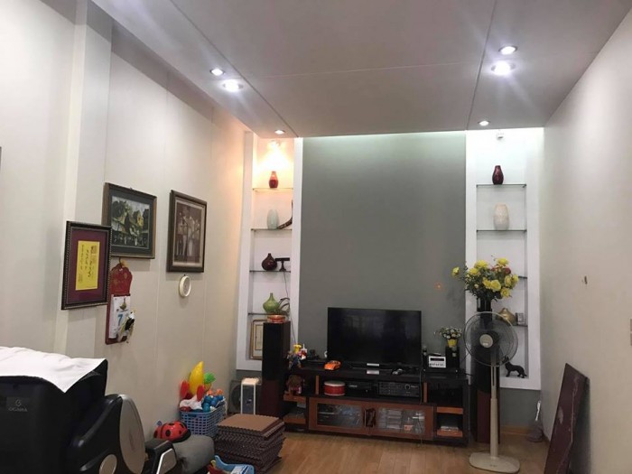 Nhà Chính Kinh, Thanh Xuân 50m2 MT 4m 3.35 Tỷ