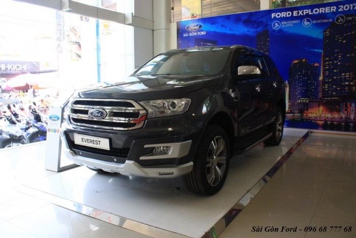 Khuyến mãi mua xe Ford Everest Trend 2019, số tự động, đủ màu, vay trả góp chỉ 200 triệu, giao xe trong 30 ngày