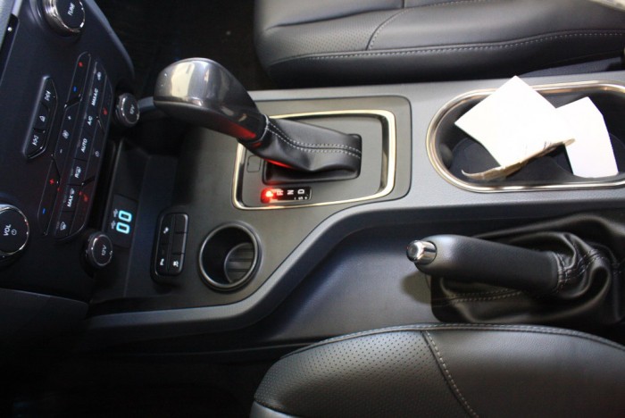 Khuyến mãi mua xe Ford Everest Trend 2019, số tự động, đủ màu, vay trả góp chỉ 200 triệu, giao xe trong 30 ngày