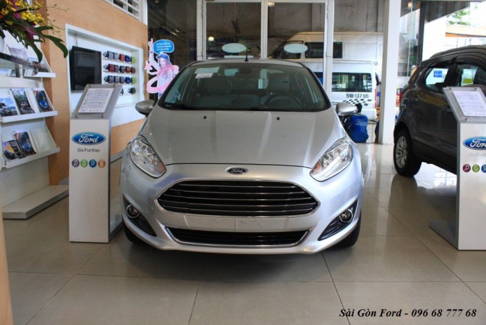 Khuyến mãi mua xe Ford Fiesta Titanium 1.5 AT 2019, số tự động, vay trả góp chỉ 100 triệu, giao xe trong 30 ngày