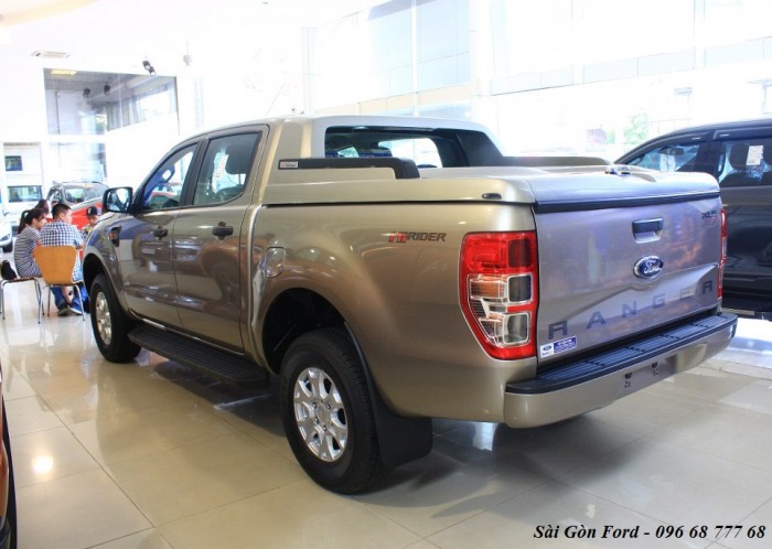 Khuyến mãi mua xe Ford Ranger XLS, số tự động, vay trả góp chỉ 150 triệu, giao xe trong 30 ngày