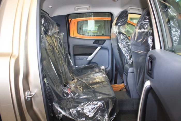 Khuyến mãi mua xe Ford Ranger XLS, số tự động, vay trả góp chỉ 150 triệu, giao xe trong 30 ngày