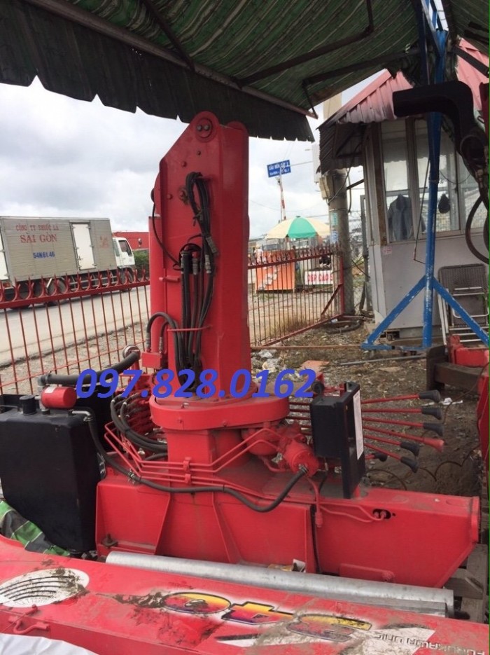 Cẩu Unic