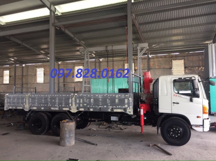 Cẩu Unic