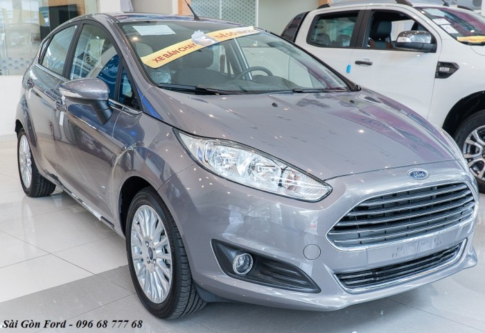 Khuyến mãi mua xe Ford Fiesta Sport 2019, số tự động, vay trả góp chỉ 100 triệu, giao xe trong tháng