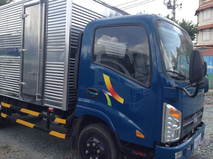 Xe tải Veam Motor đóng thùng kín mới 100%