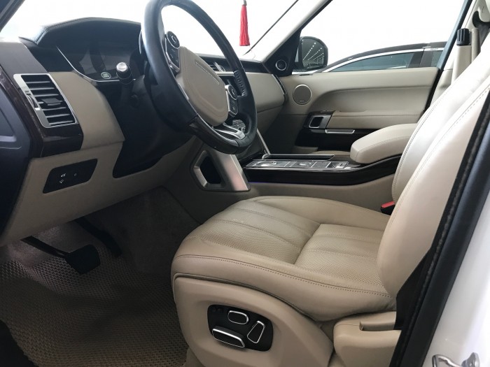 Bán Range Rover Hse Màu Trắng Model 2014 Đăng Ký 2015 Xe Siêu Đẹp Chạy 1,8 Vạn
